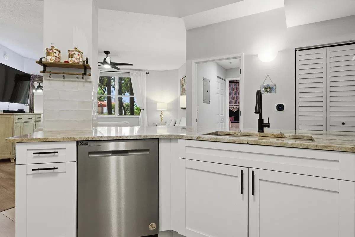 Courtyards in Cityplace Unit 104 photo 7