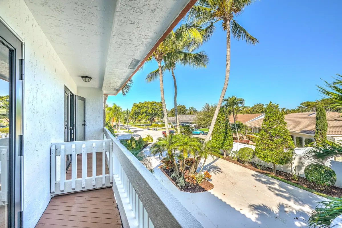 Residence photo 31