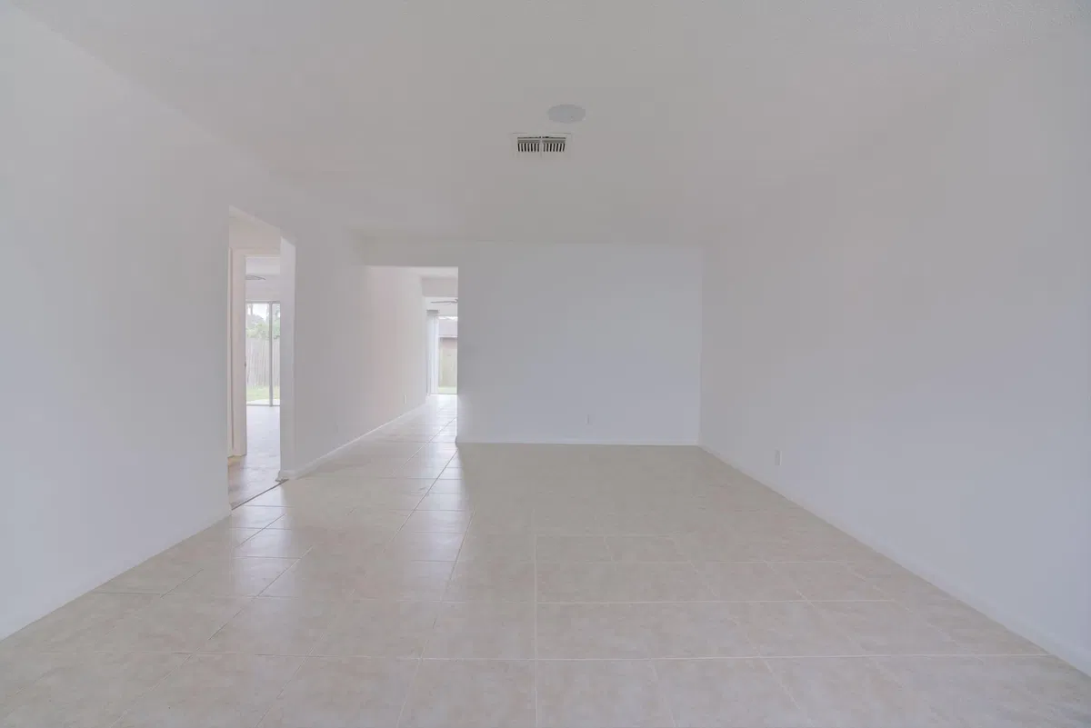 Residence photo 4