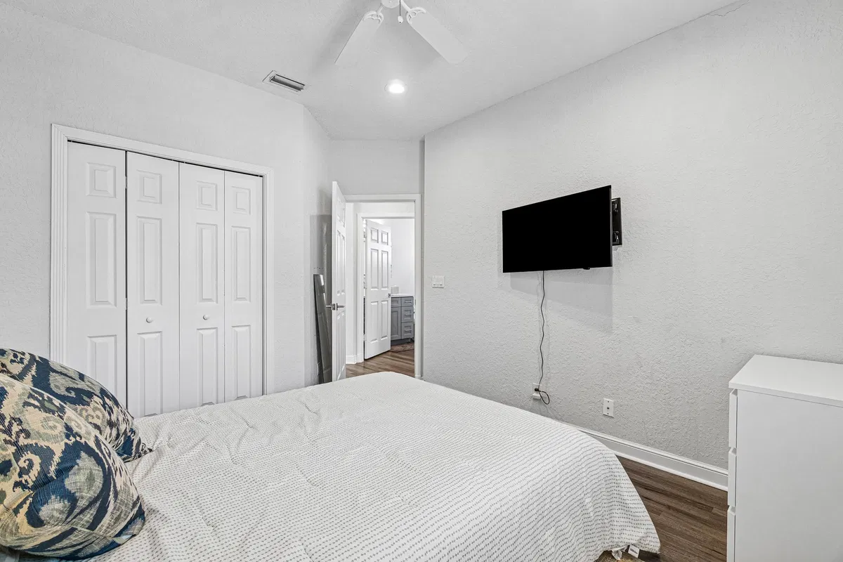 Woodfield Country Club Residence photo 19