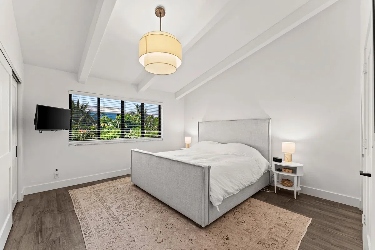 Unit 279 photo 19