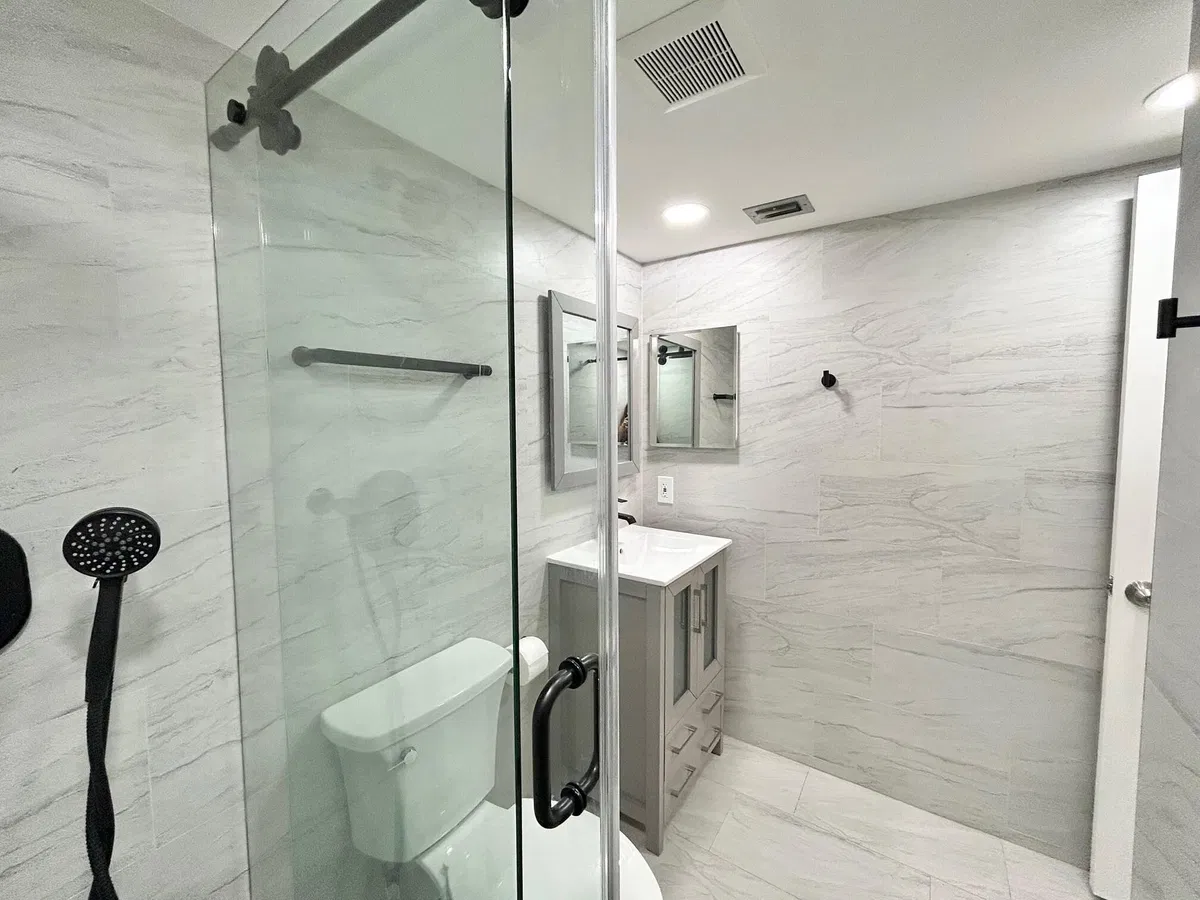  Unit C2 photo 25