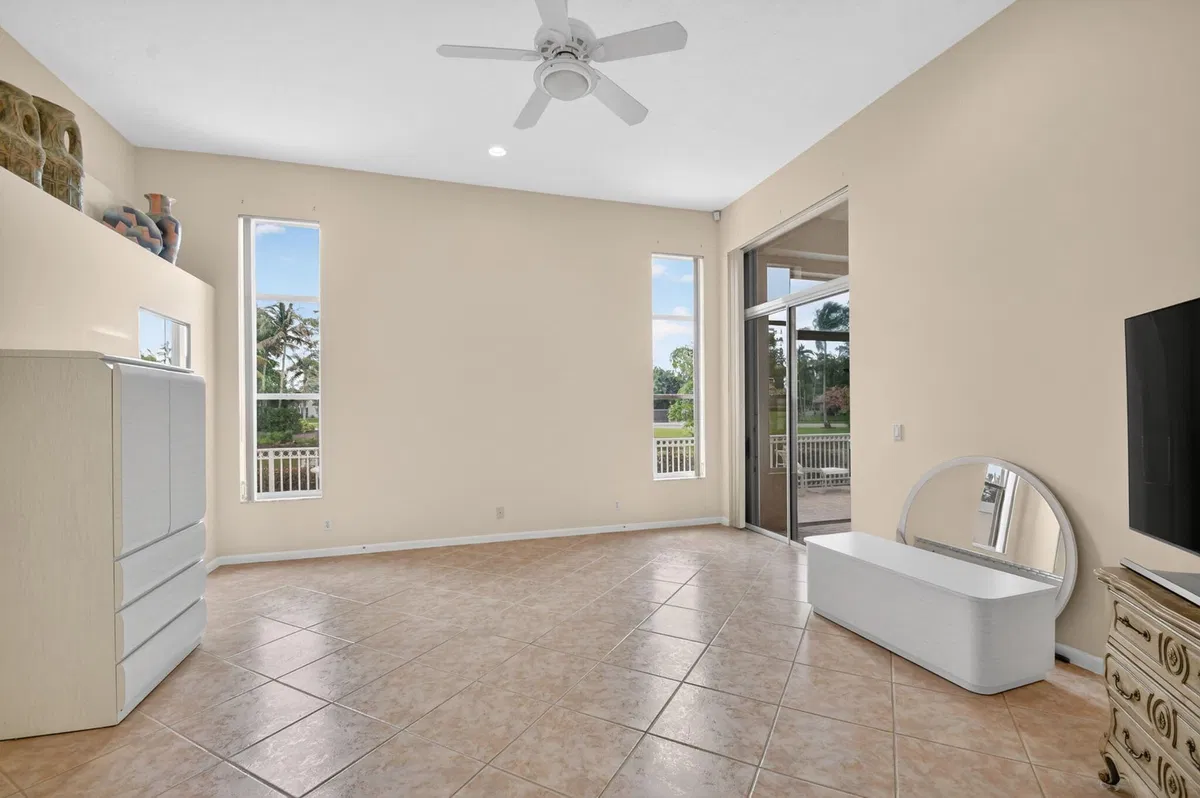  Residence photo 28
