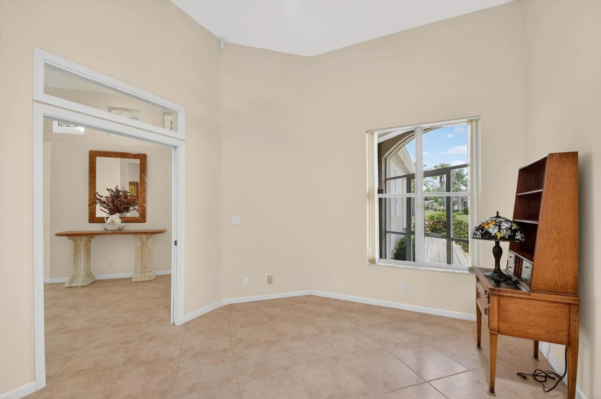  Residence photo 37
