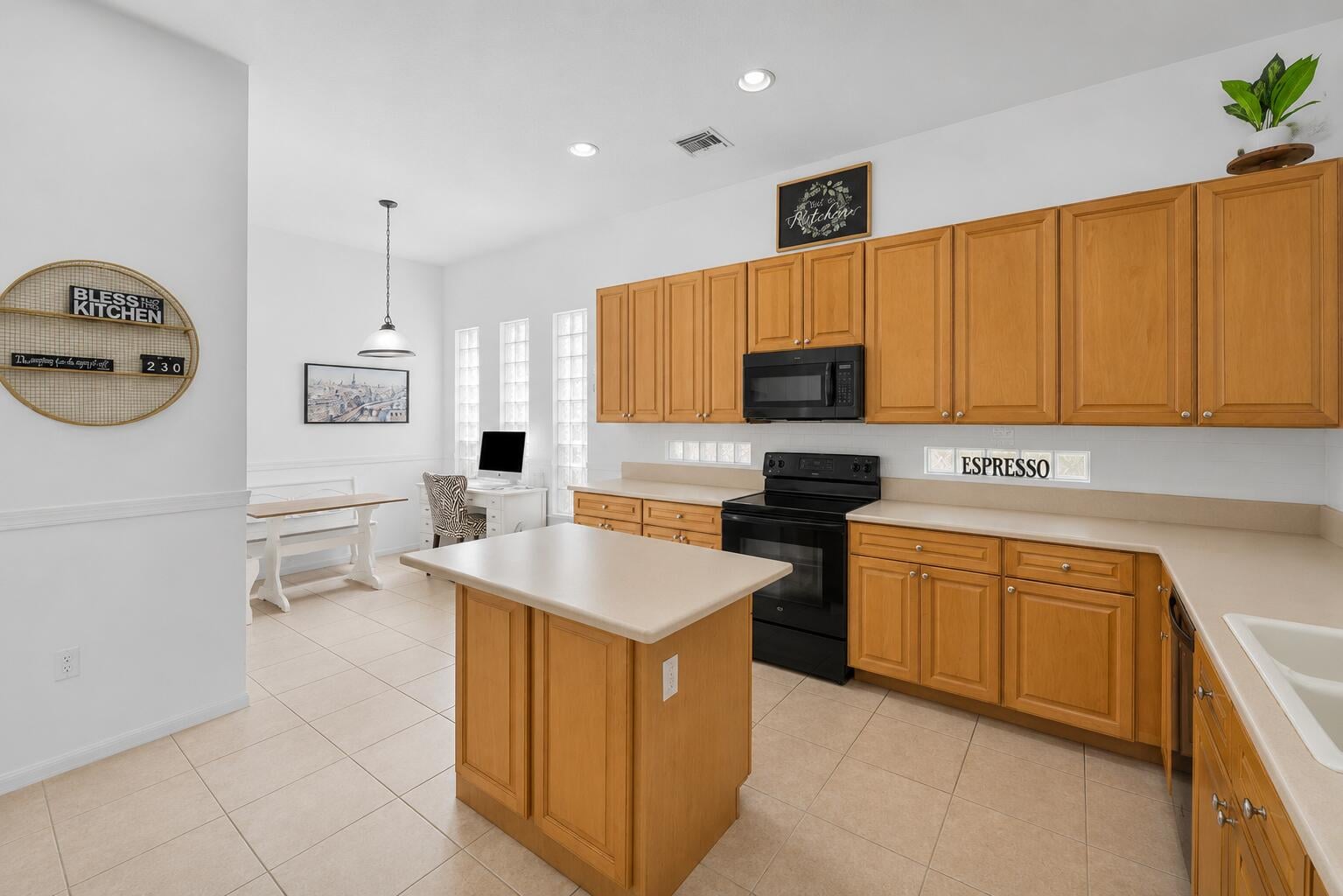 Residence photo 10