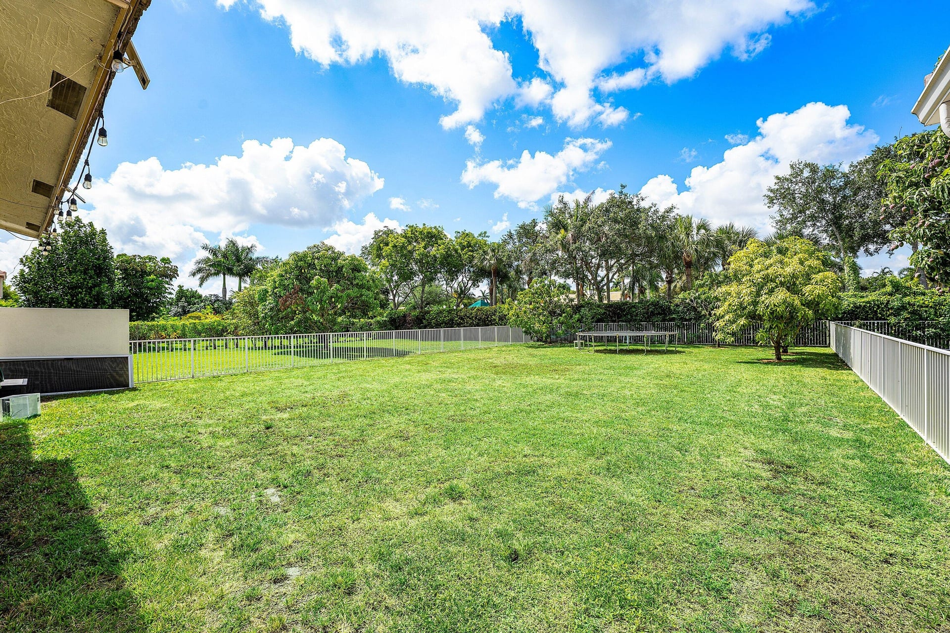 Residence photo 34