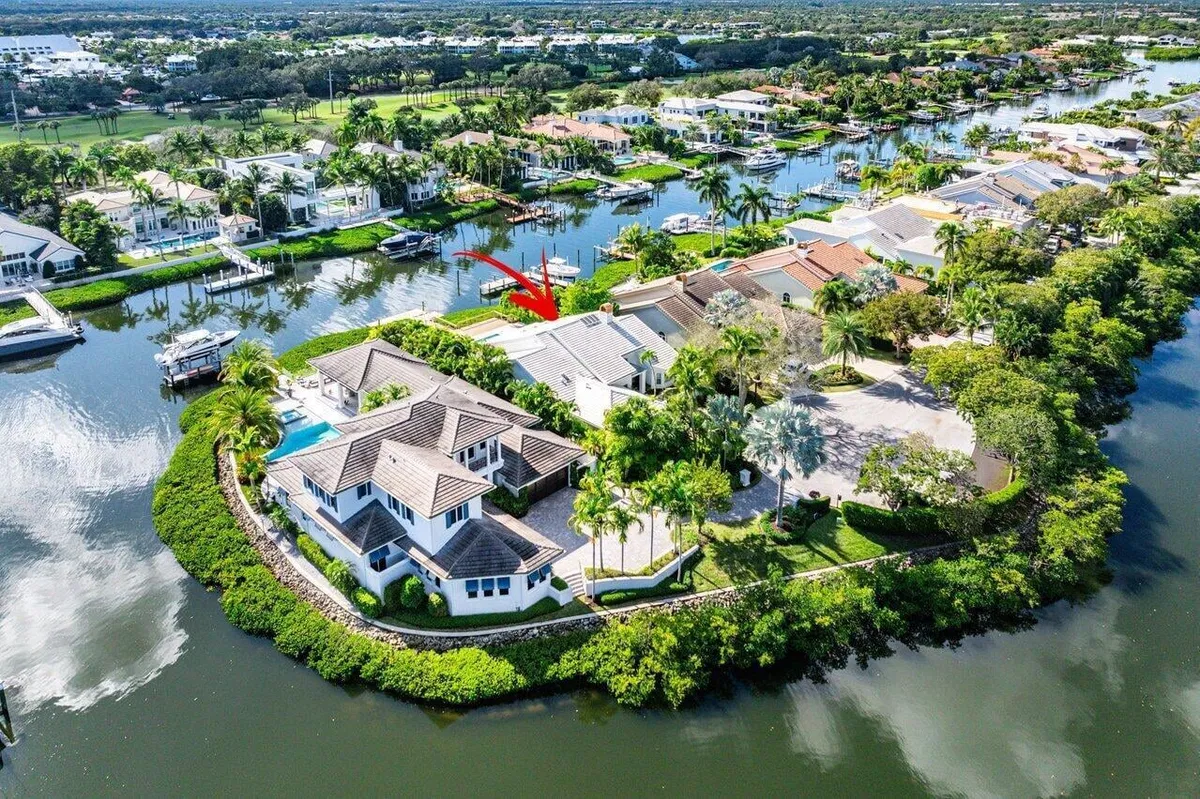 Admirals Cove Residence photo 55