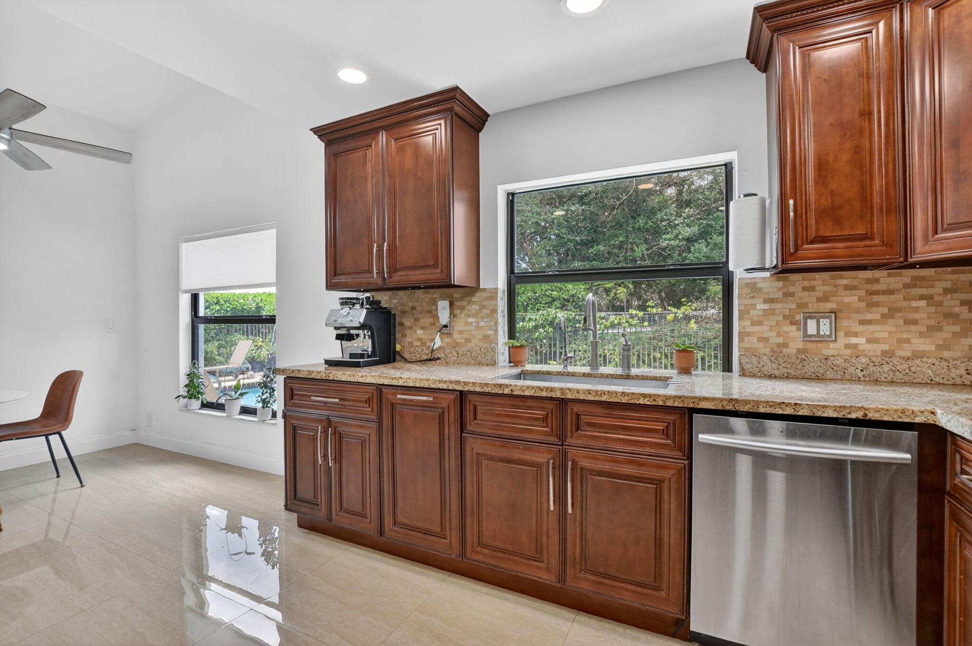 Boca Isles Residence photo 16