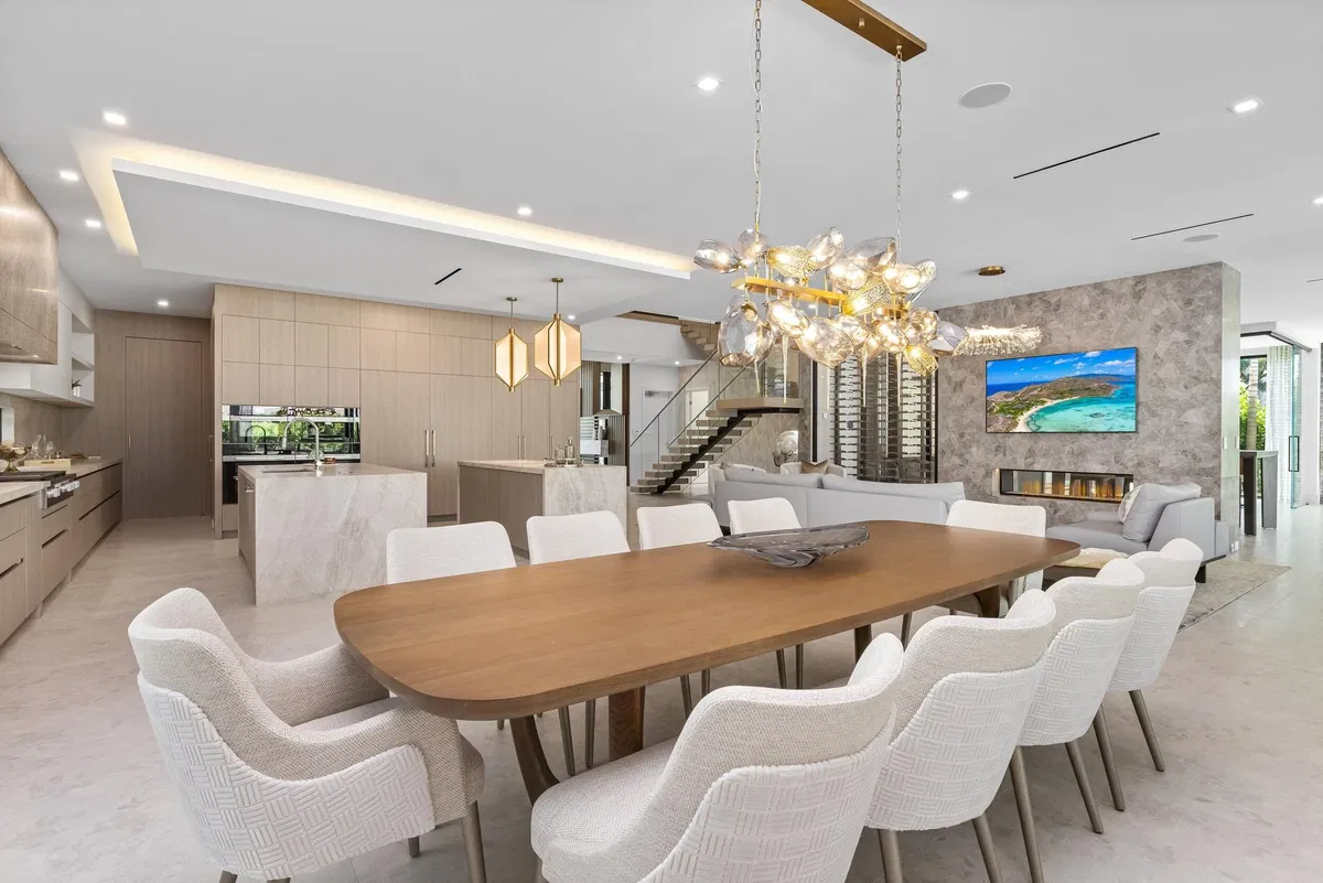 Royal Palm Yacht and Country Club Residence photo 16
