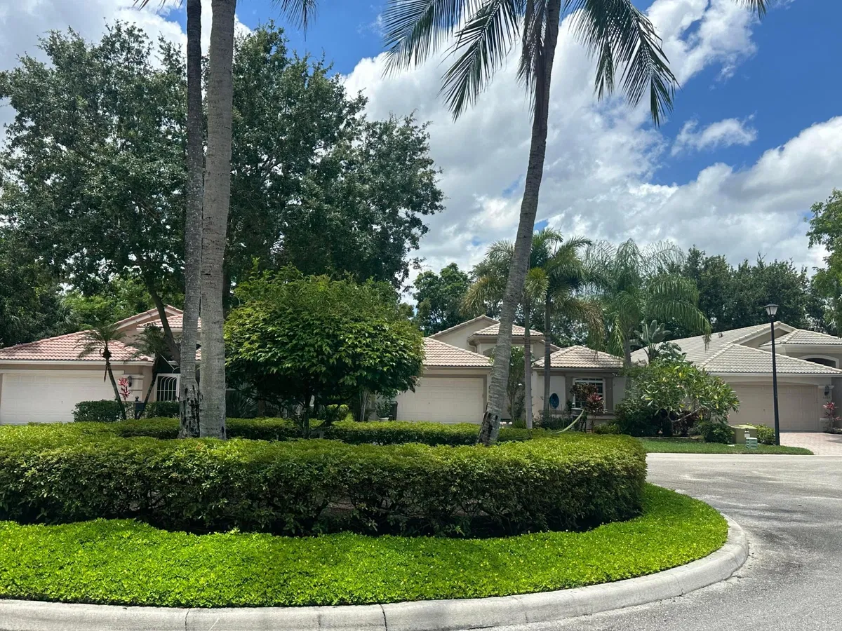 Residence photo 25