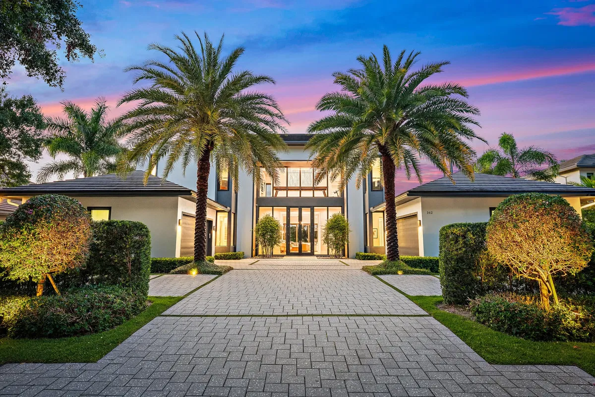 Admirals Cove Residence