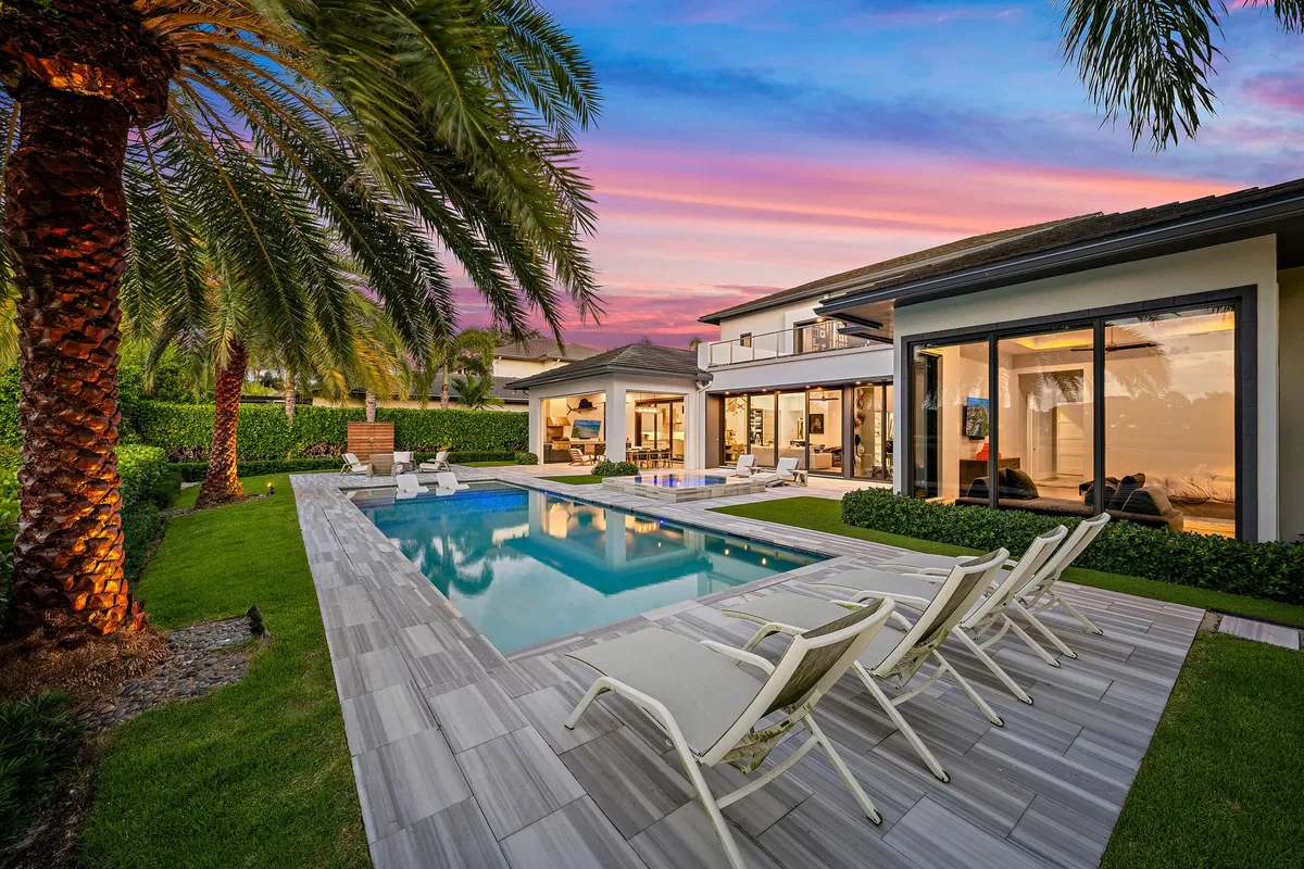 Admirals Cove Residence photo 4