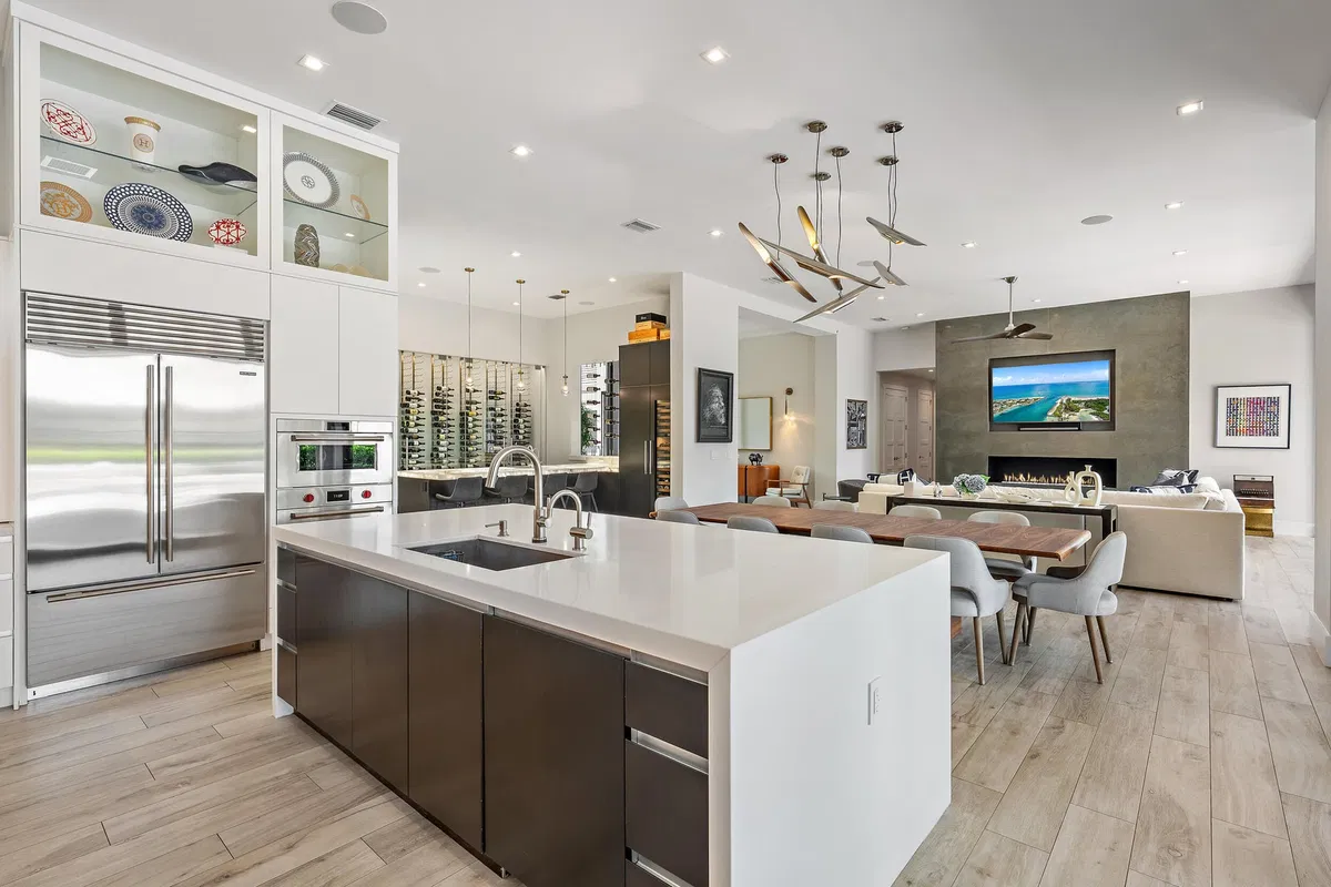 Admirals Cove Residence photo 16