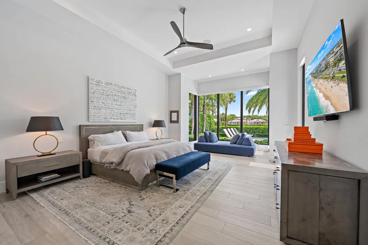 Admirals Cove Residence photo 22