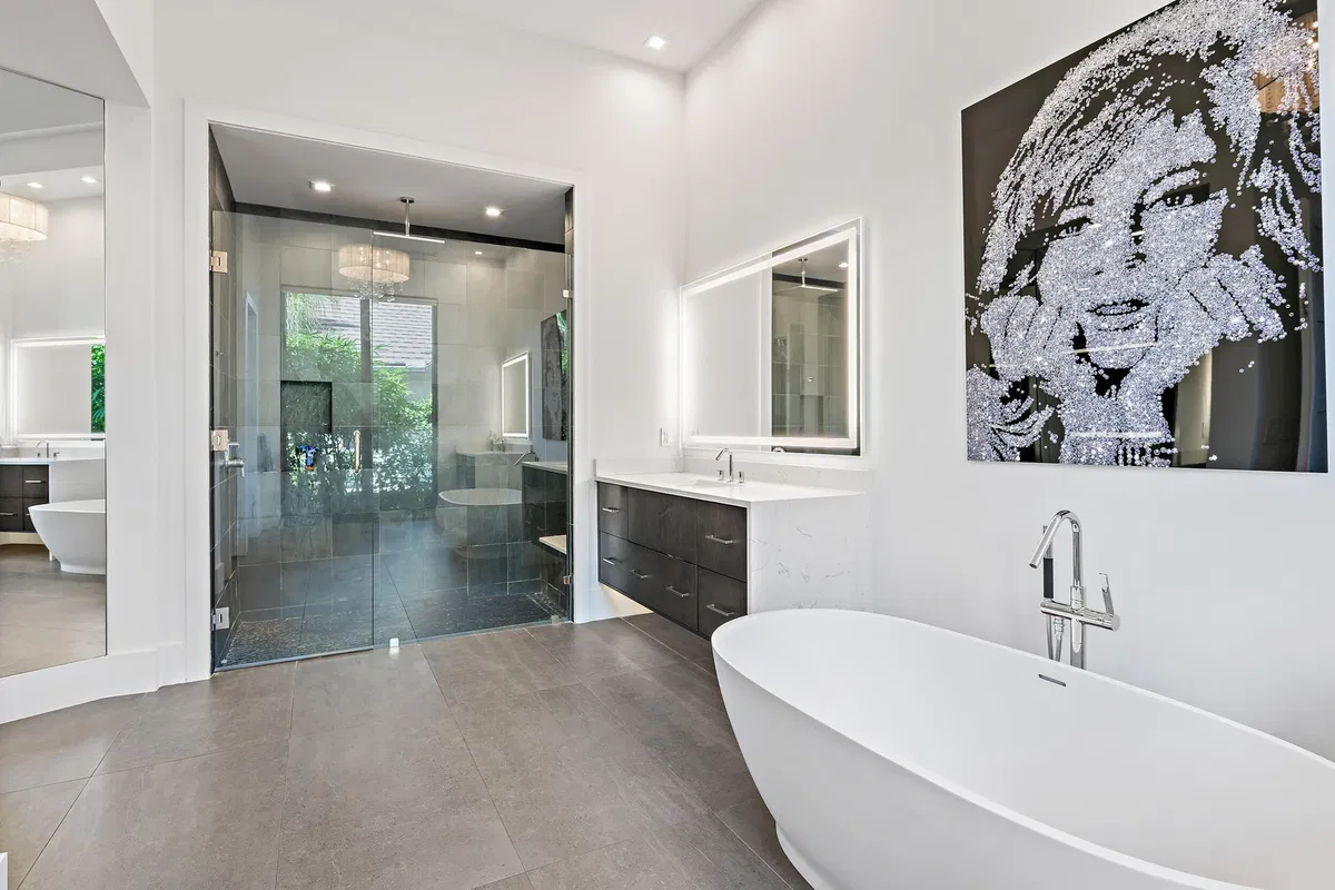 Admirals Cove Residence photo 28