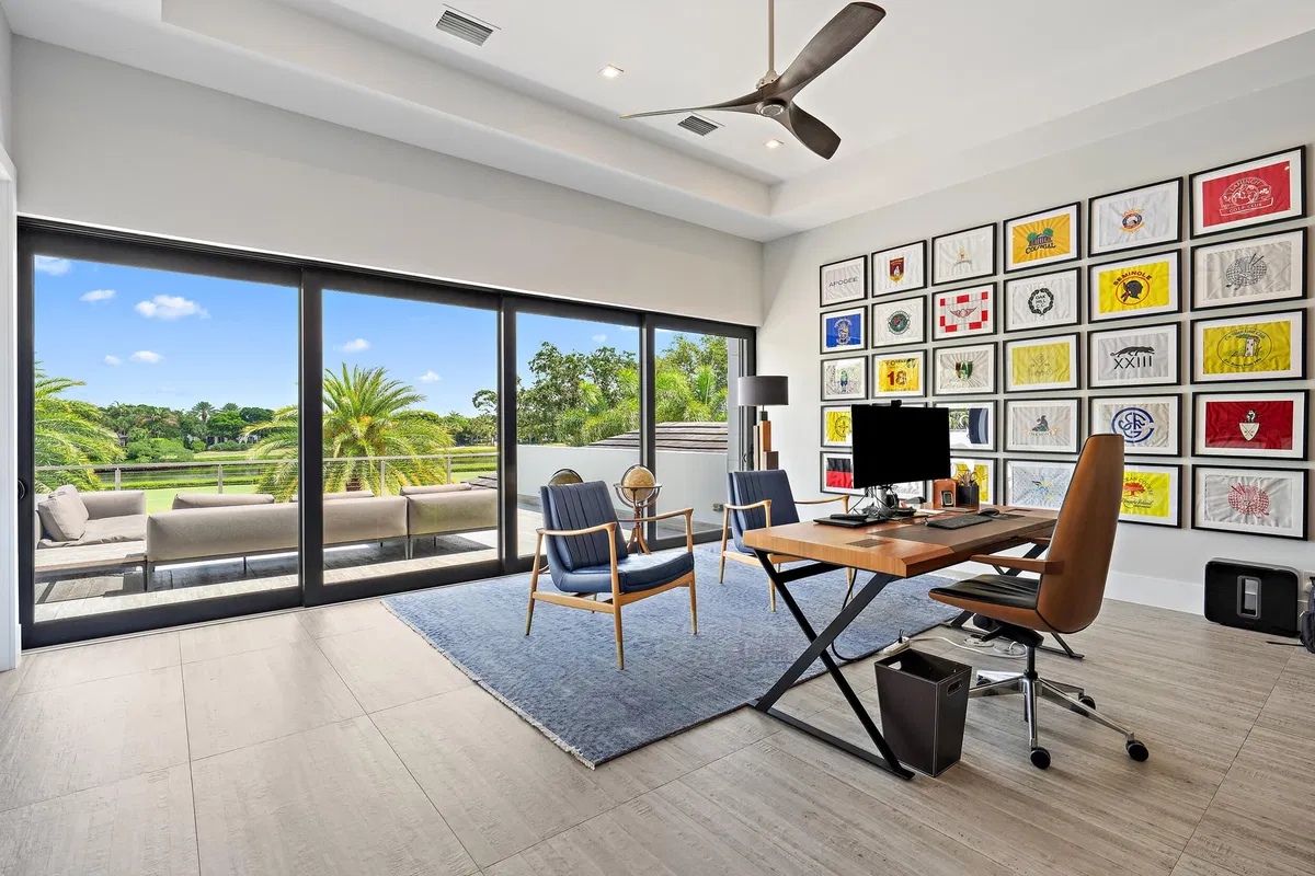 Admirals Cove Residence photo 31
