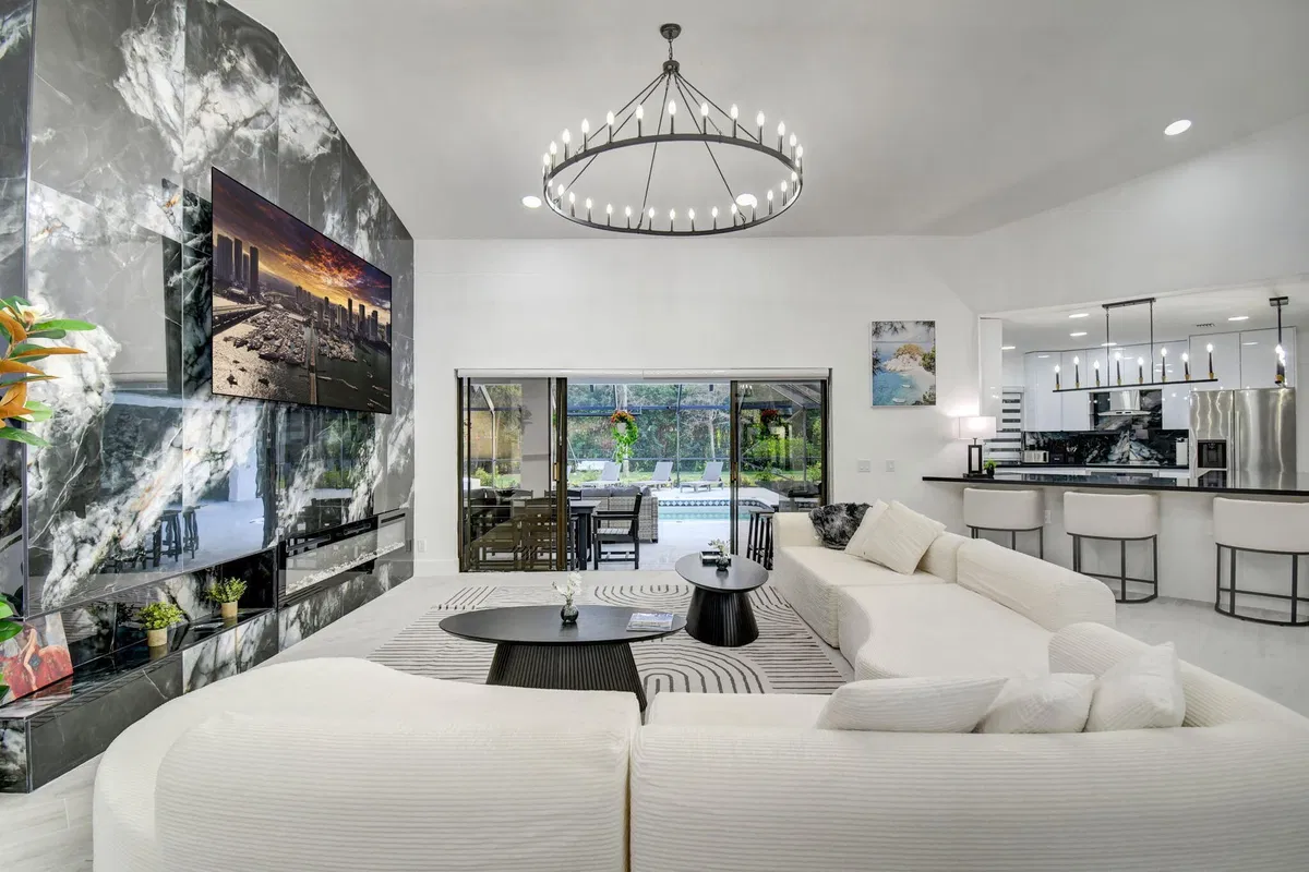 Pinewood Residence photo 10