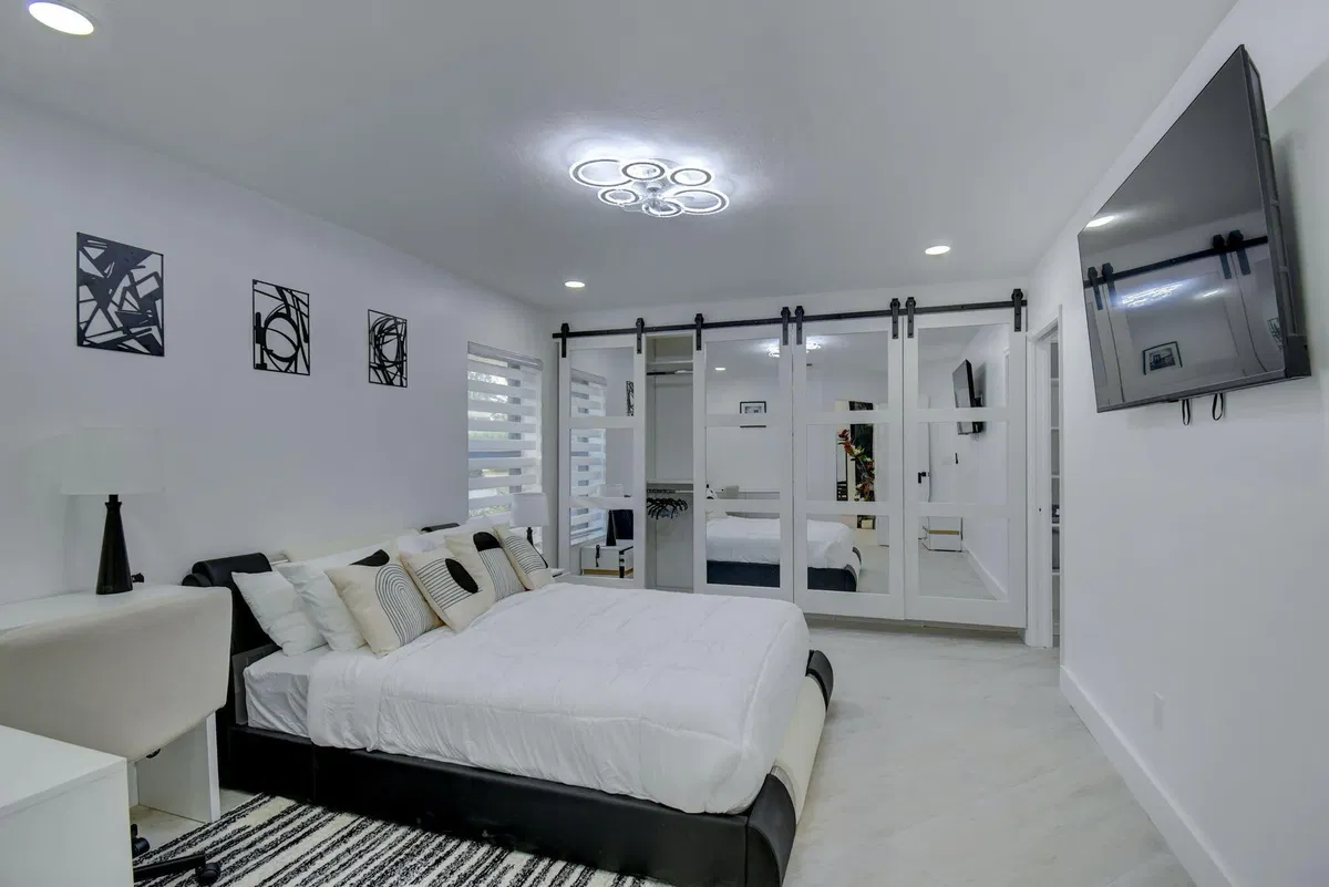 Pinewood Residence photo 25