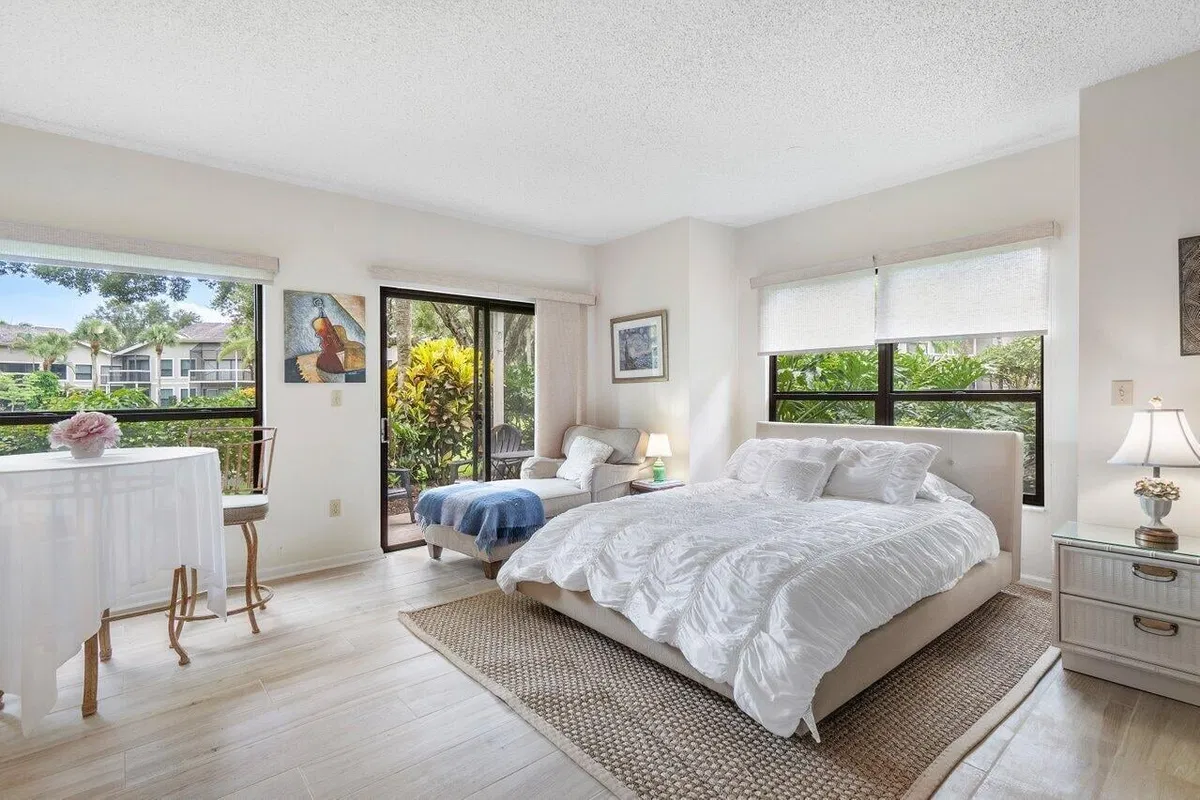 Tennis Lodges Wellington Unit 427