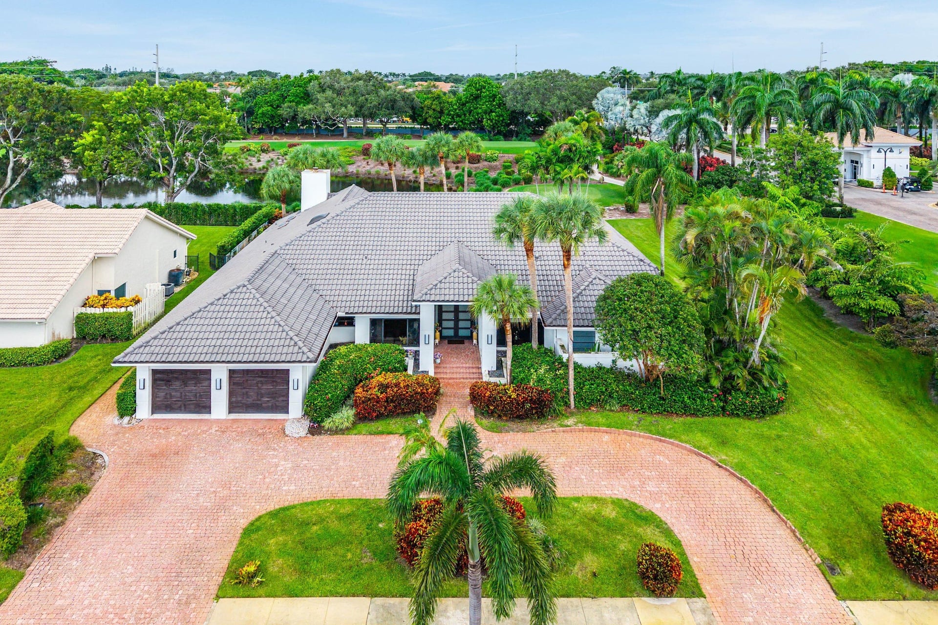 Bocaire Country Club Residence