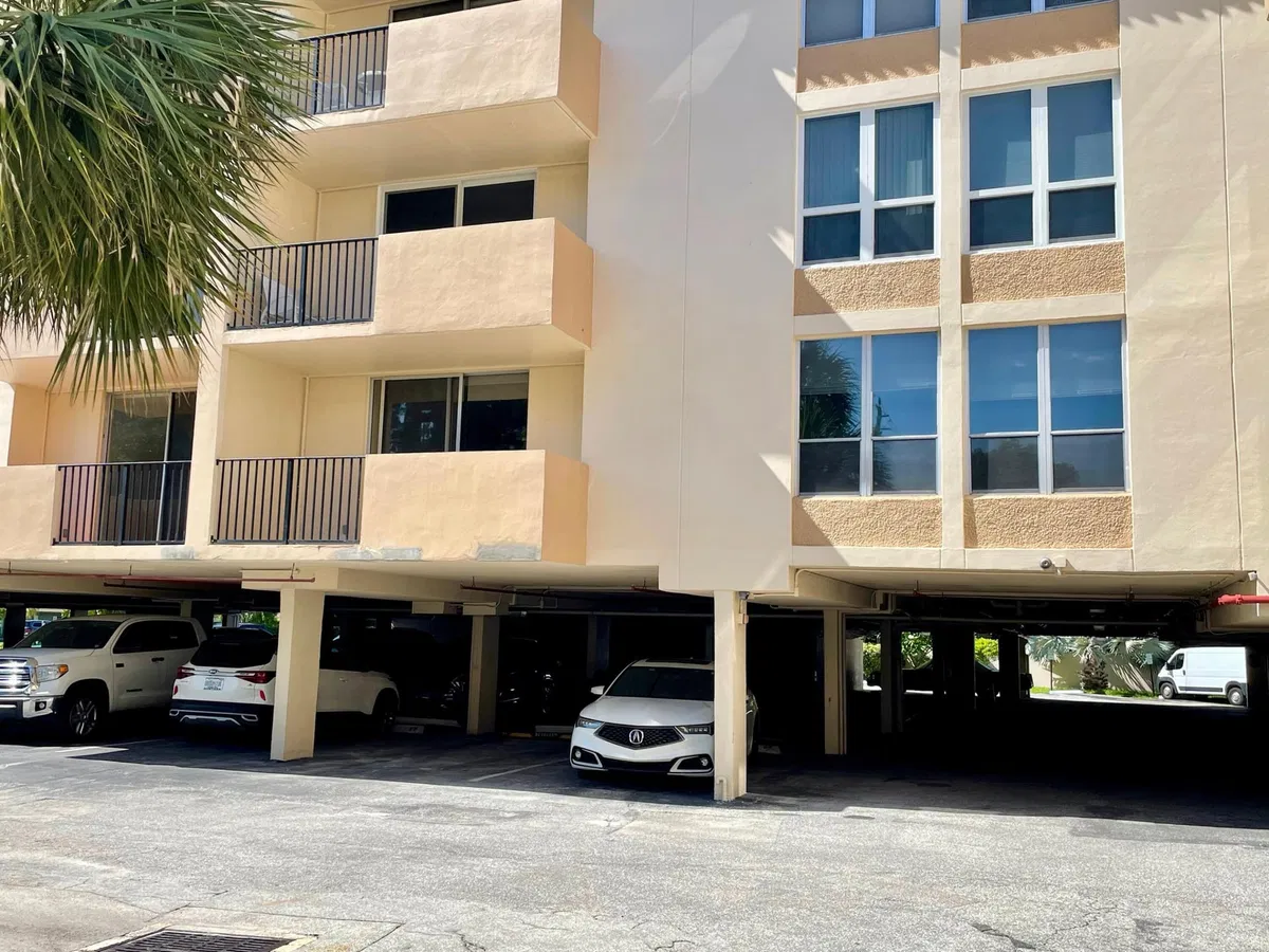 Boca Raton Unit 2n photo 40