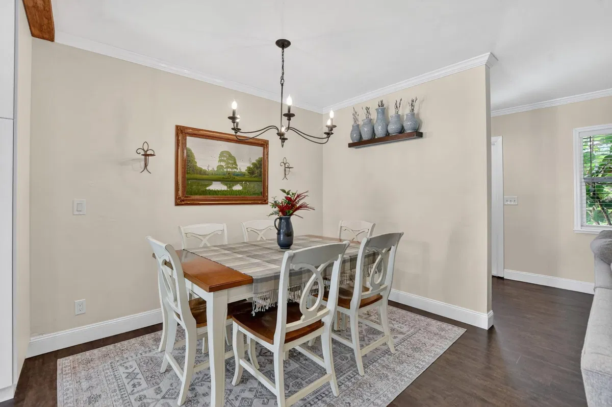  Residence photo 10