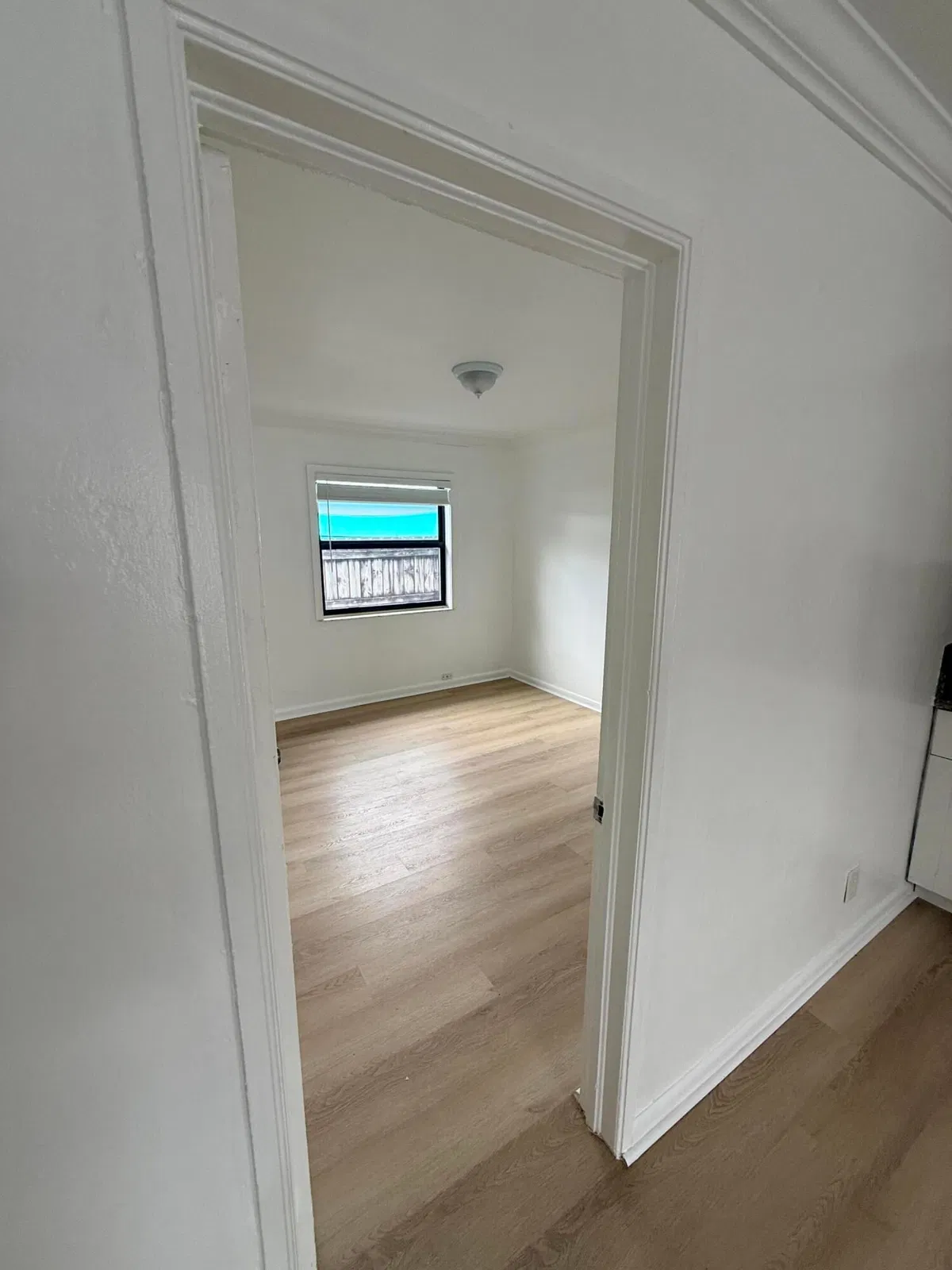 Unit Unit 2 photo 10