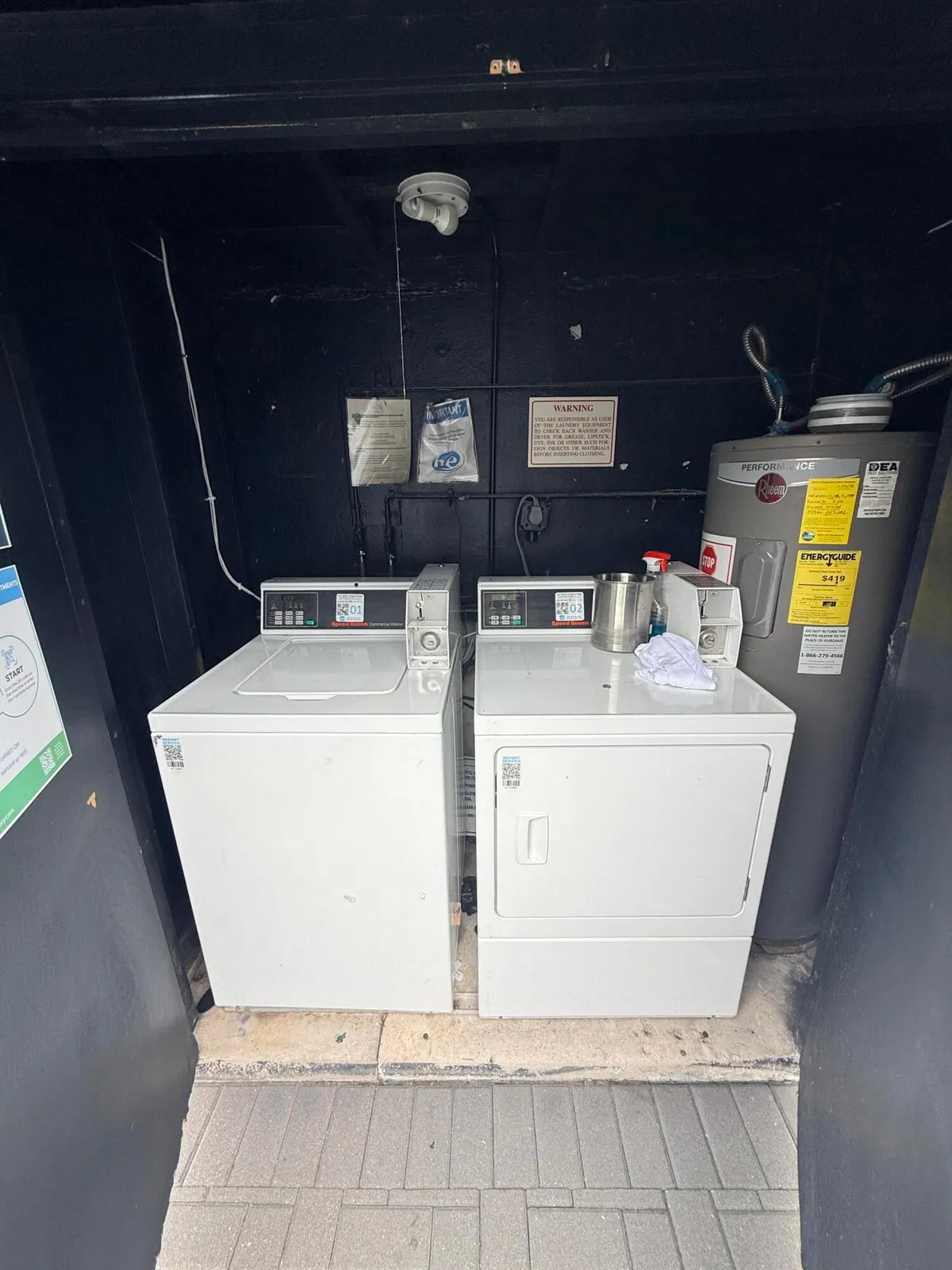 Unit Unit 2 photo 19