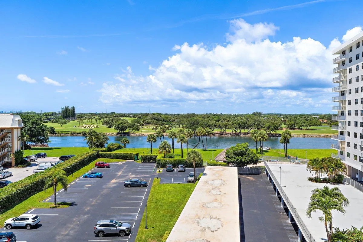Golfview North Palm Beach I Unit 619 photo 25