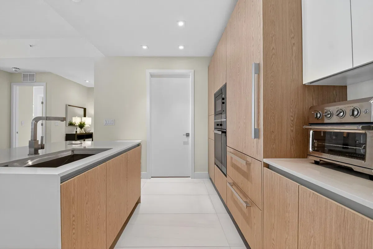 Amrit Ocean Resort & Residences Unit 1210 H photo 19