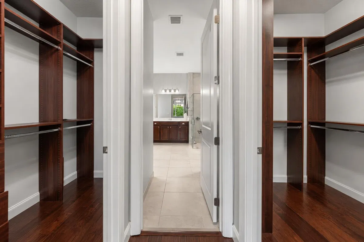 Residence photo 22