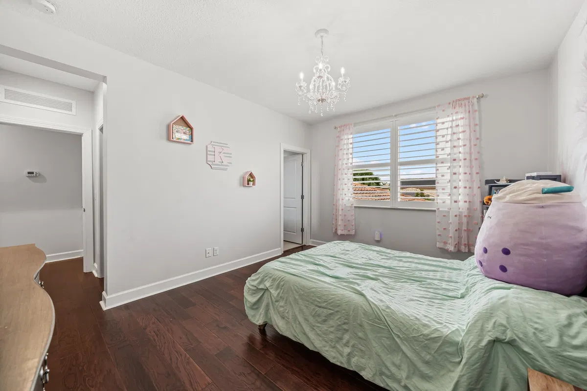 Residence photo 40
