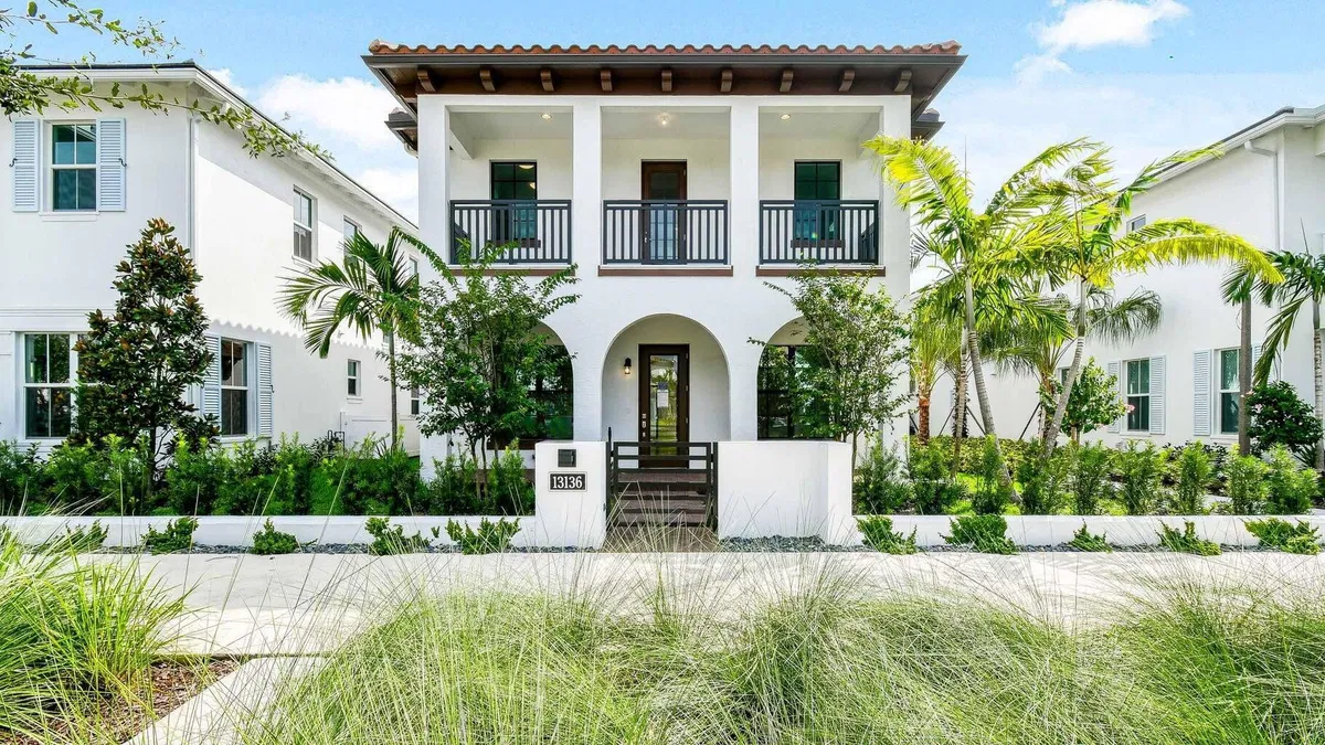 Alton Homes Palm Beach Gardens Residence