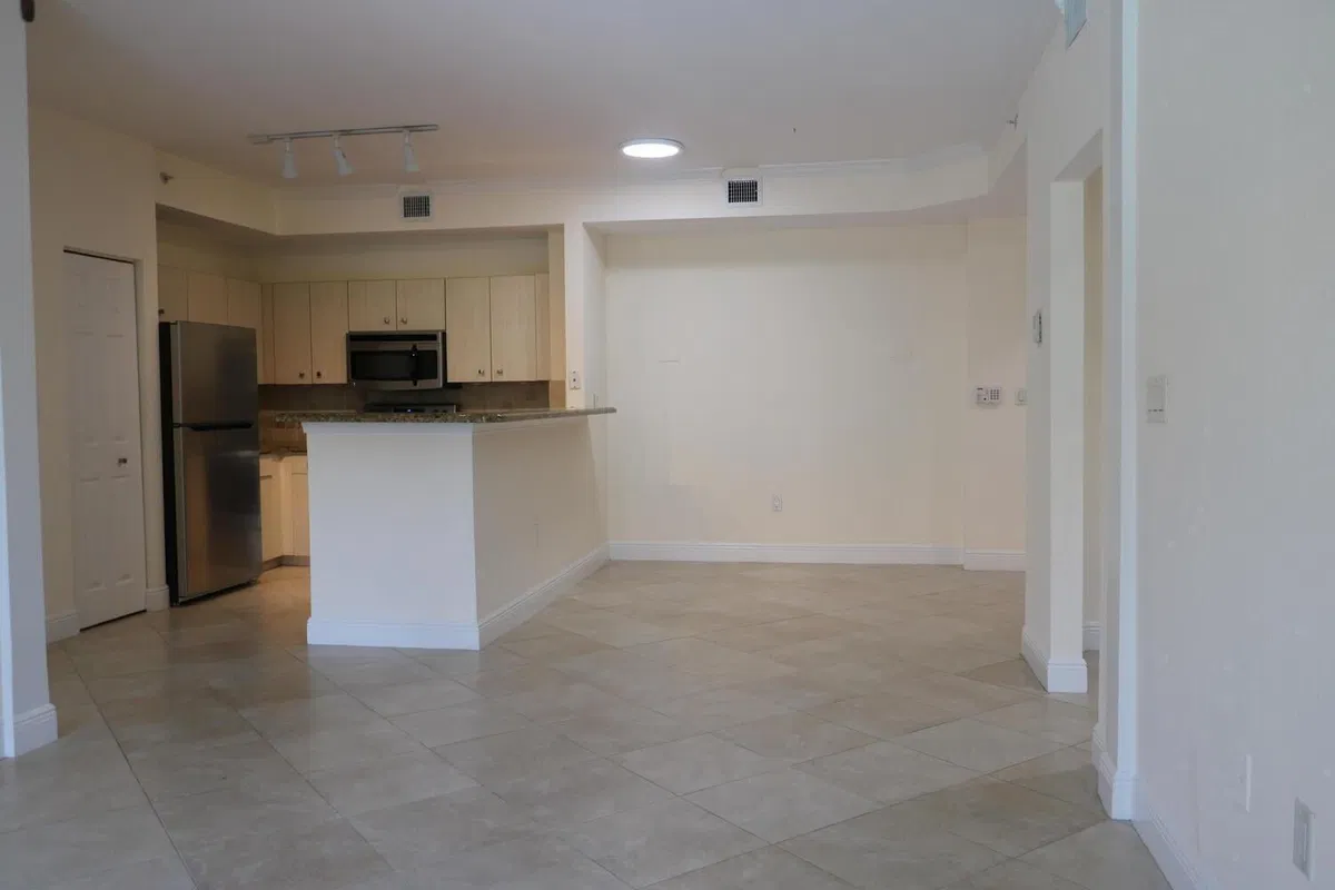 Downtown West Palm Beach Unit 212 photo 4