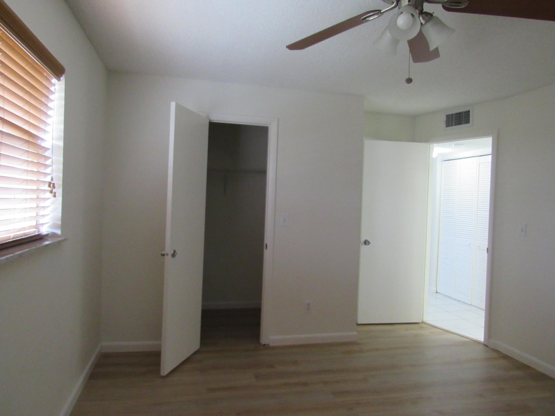  Residence photo 13