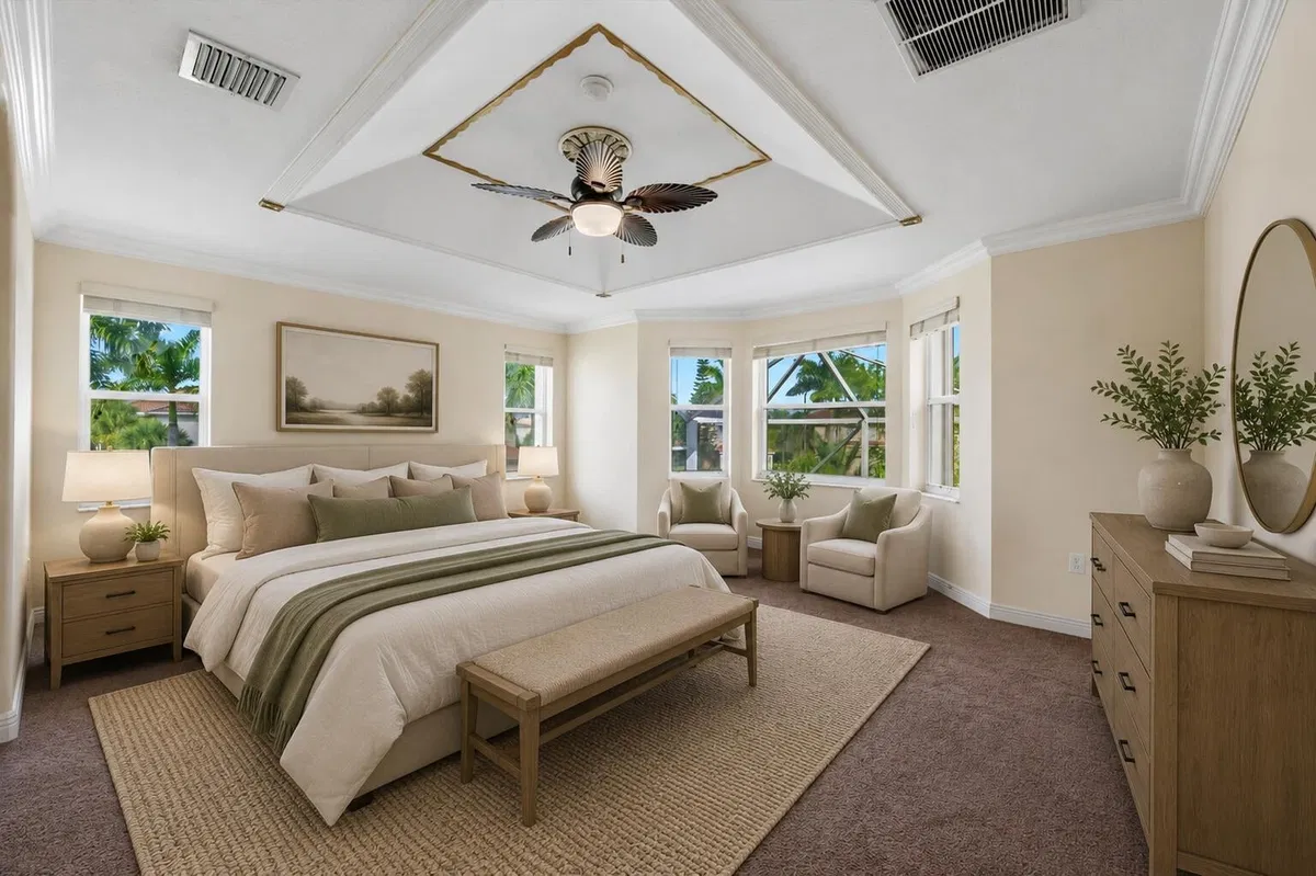Residence photo 16