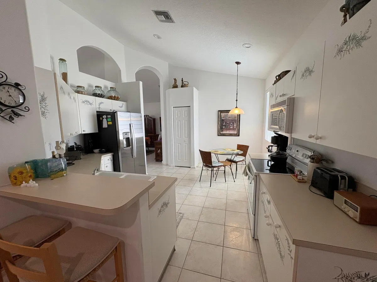 Residence photo 4