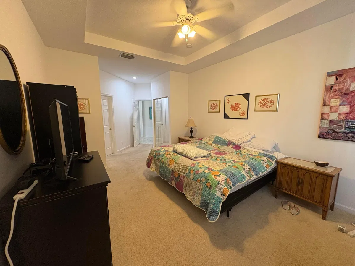 Residence photo 16