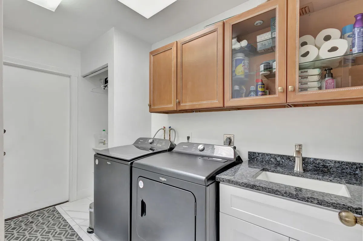 Residence photo 40