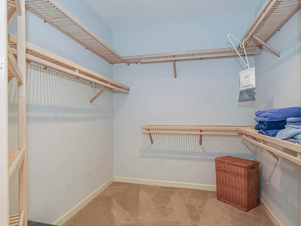 Willoughby Golf Club Residence photo 25