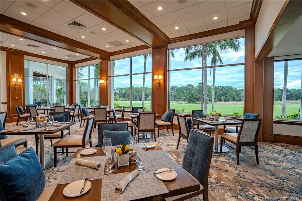 Willoughby Golf Club Residence photo 58