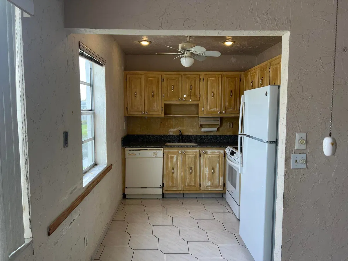 Residence photo 16