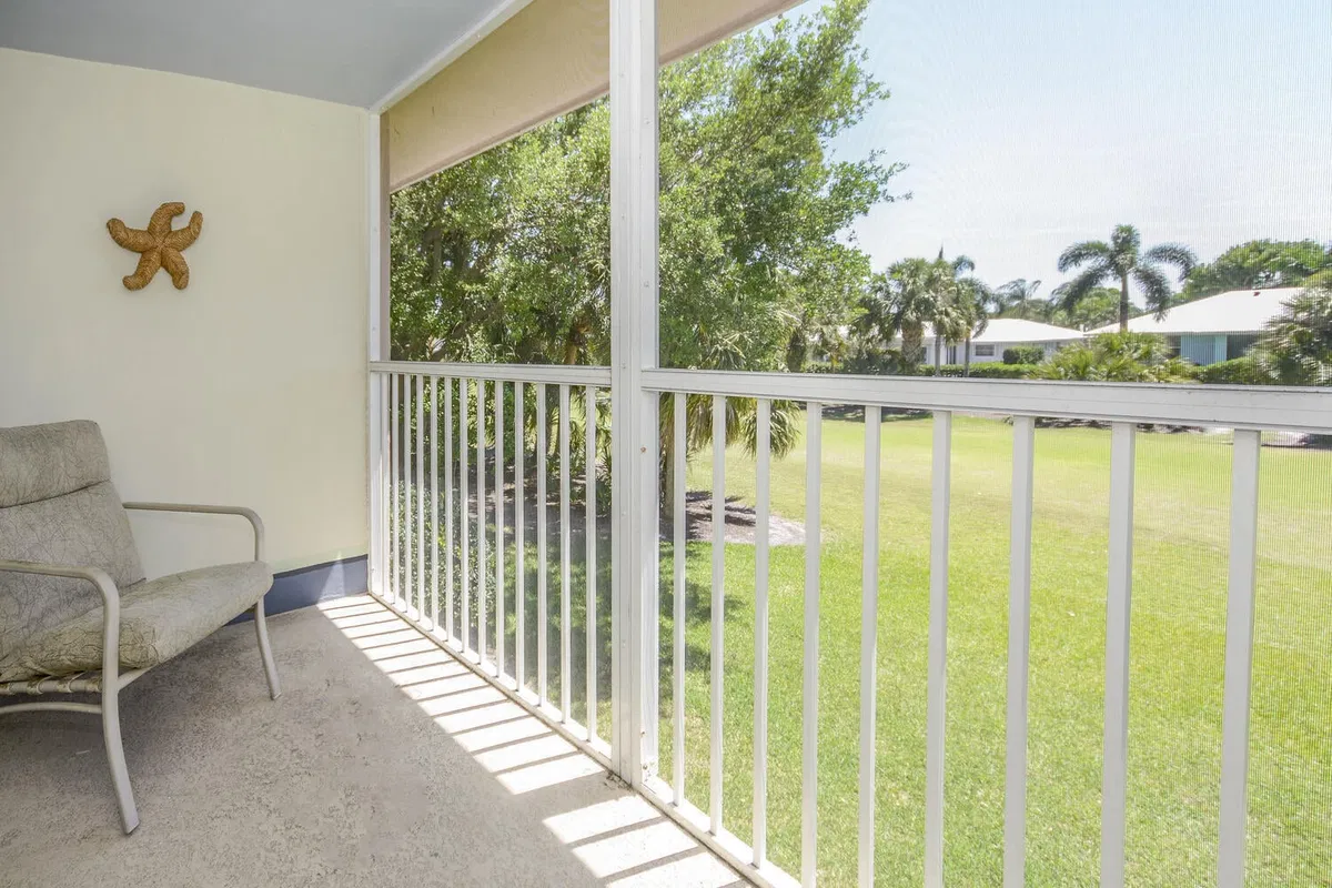 Unit 26-256 photo 10