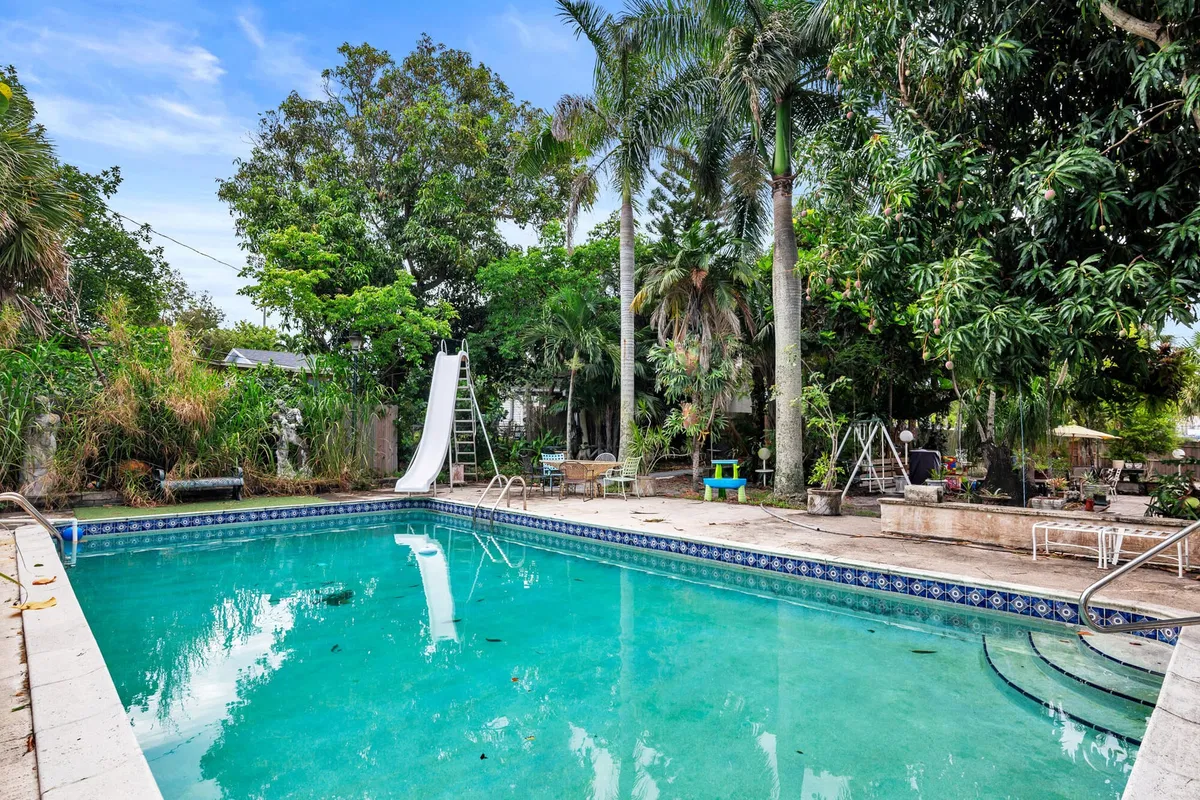 West Palm Beach Residence photo 25