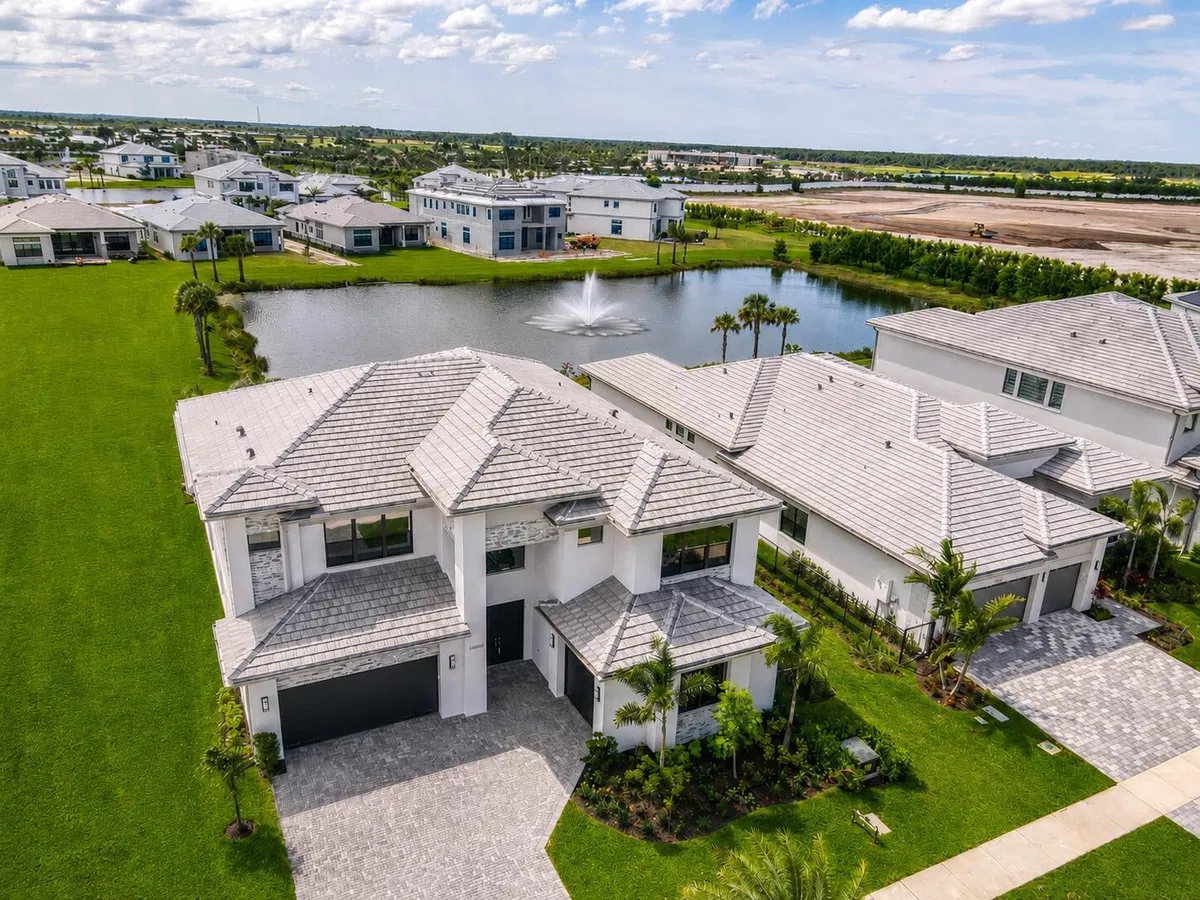 Avenir Residence