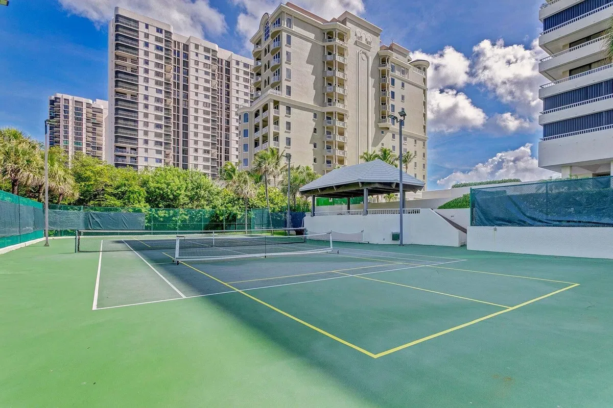 Singer Island Unit 12f photo 52