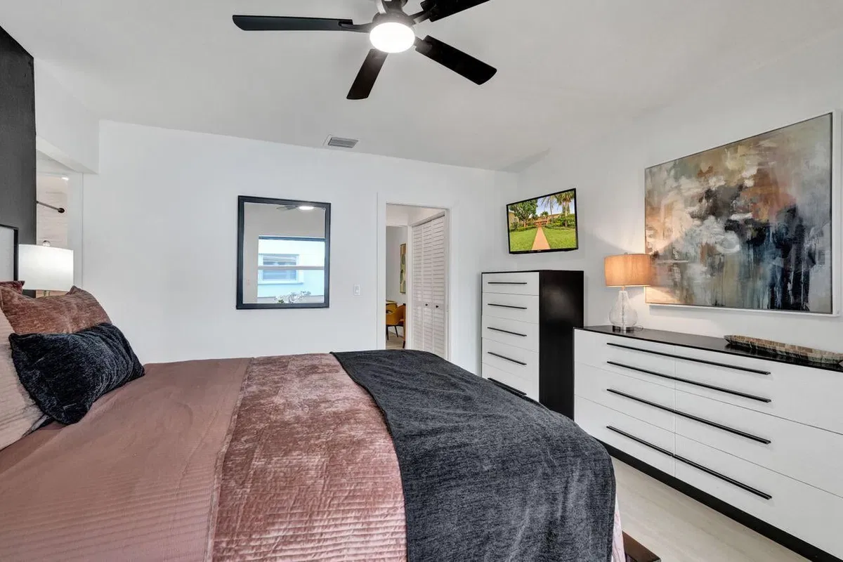 Residence photo 16