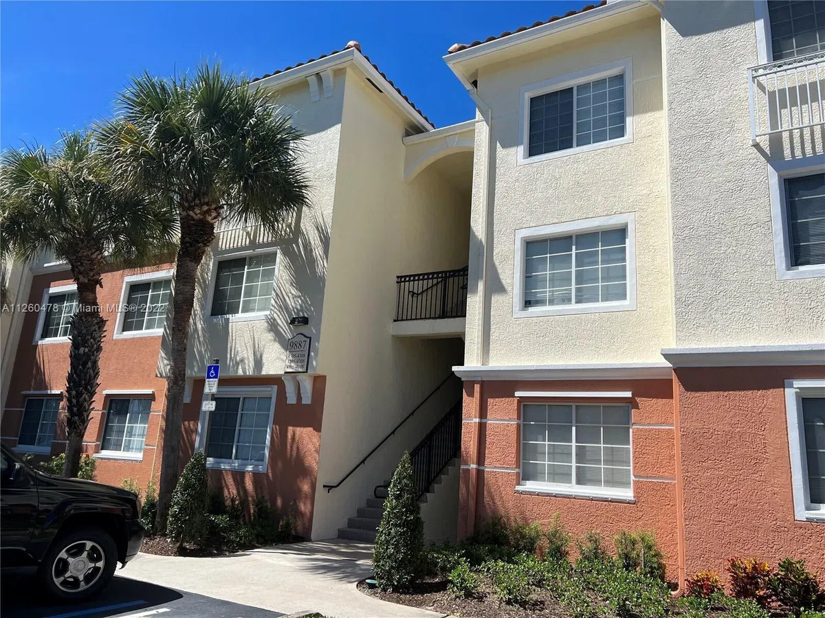 Unit 4305 photo 19