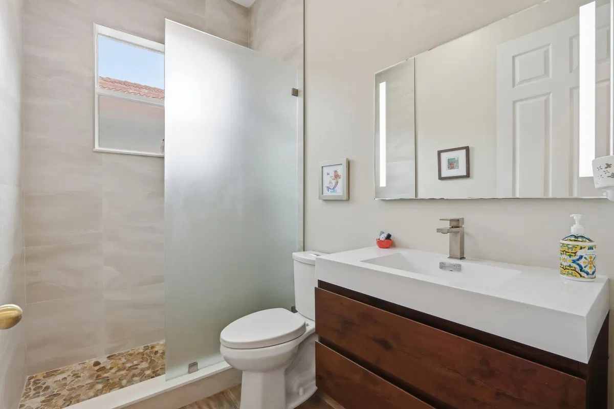 Residence photo 16