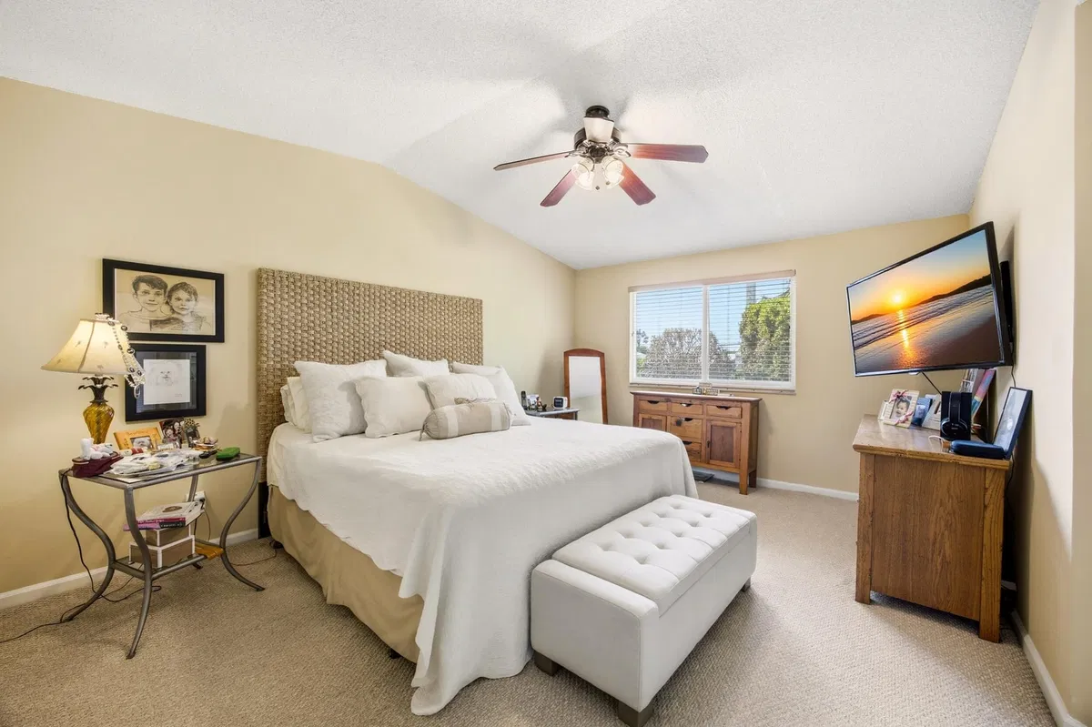 Residence photo 25